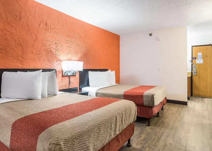 Hotel 6-elk Grove Village, Il Itasca