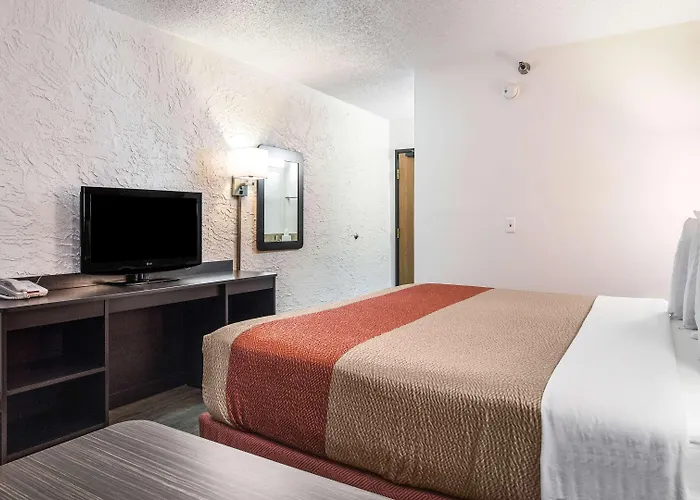 Hotel 6-elk Grove Village, Il